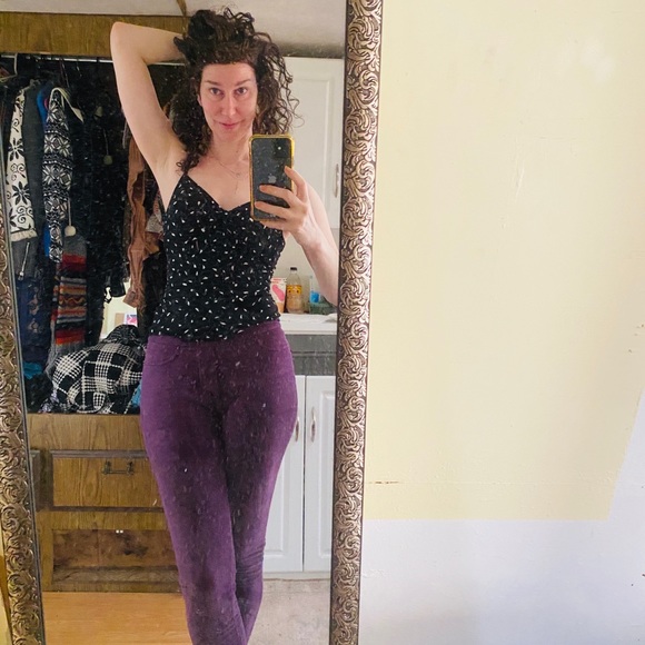 Meet your Posher, Megan - Picture 3 of 3